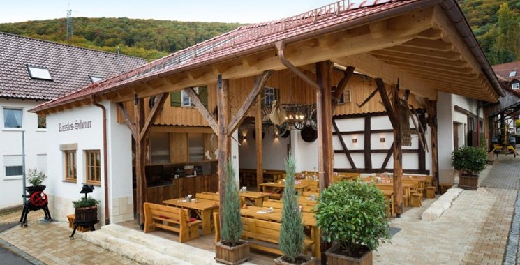 Urige Gemütlichkeit mit Holzoptikfliesen