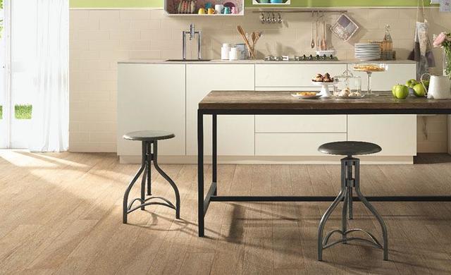 Fliesen um Kamin und Ofen: schön & brandsicher | Fliesen-Kemmler