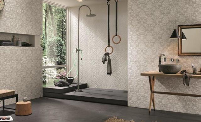 Farbige Akzente Fuer Decke Und Boden steingut und feinsteinzeug fliesen im badezimmer an wand Farbige Akzente Fuer Decke Und Boden steingut und feinsteinzeug fliesen im badezimmer an wand