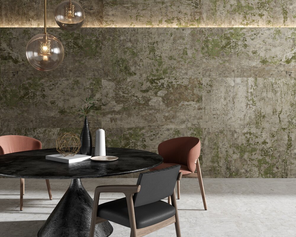 Esszimmer mit besonderer grünen Fliese an der Wand 